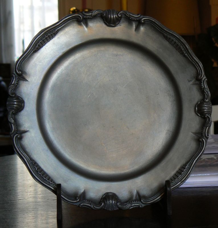 P2040073 grande assiette  postainiers hutois 20e.jpg