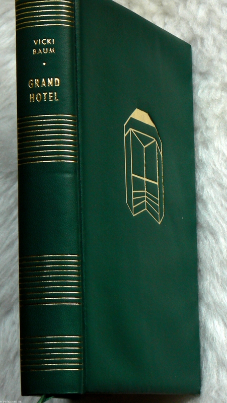 P2040298 Vicki Baum GRAND HOTEL.JPG