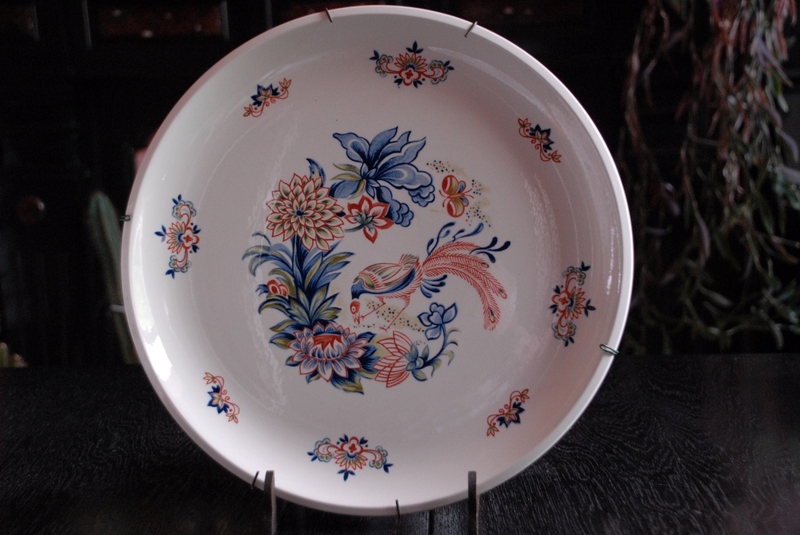 PYT_8123 assiette boch 32cm+support 24e r.jpg